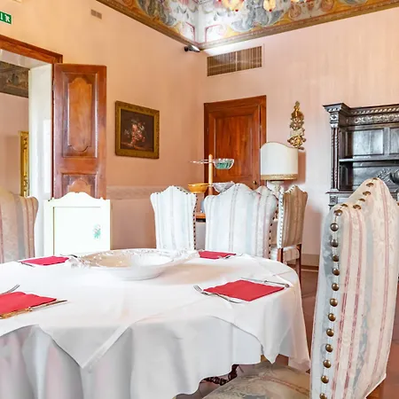 Hotiday Collection - מלון 5*