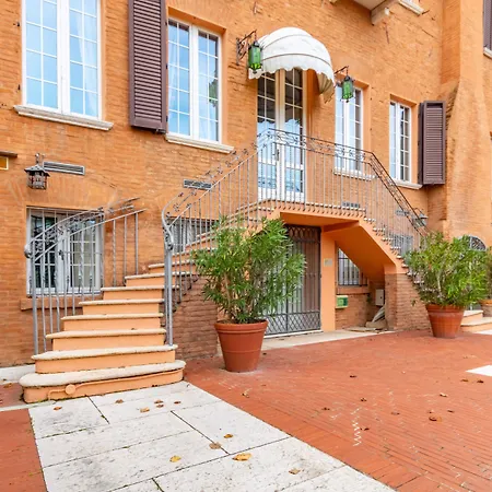 מלון Hotiday Collection -