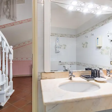 מלון Hotiday Collection - פררה