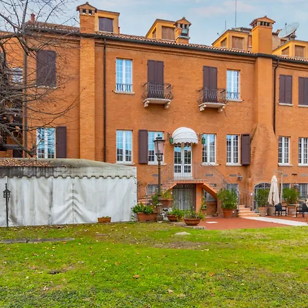 Hotiday Collection - 5* פררה