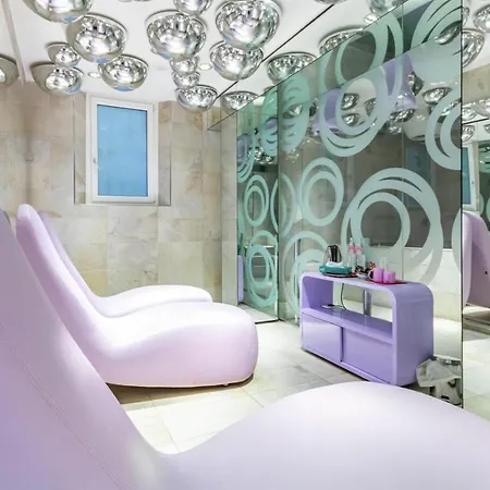 Hotiday Collection - 5* Феррара