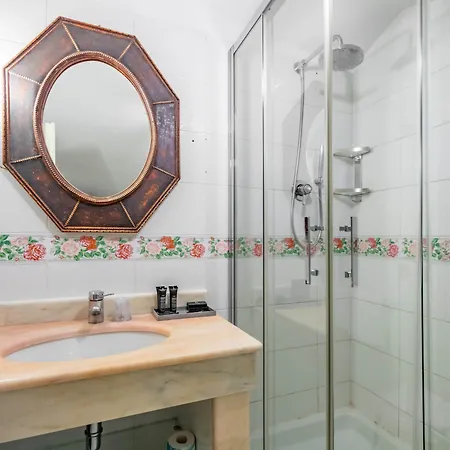 Отель Hotiday Collection - 5*