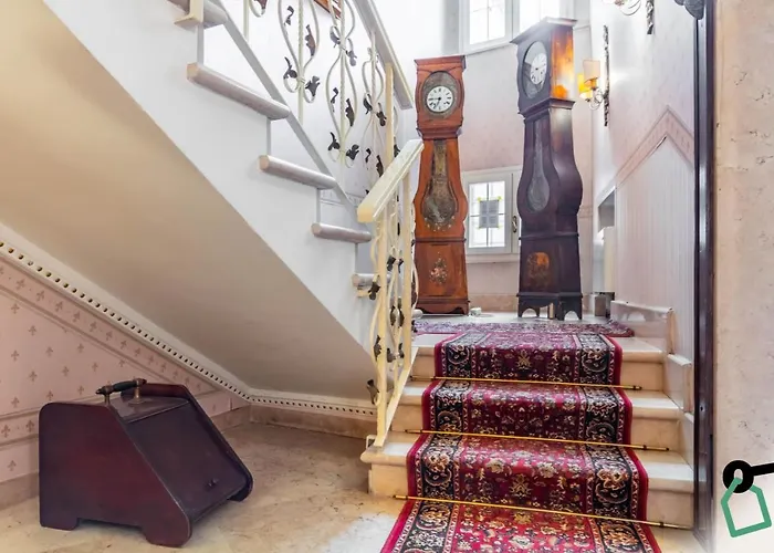 מלון Hotiday Collection - 5*